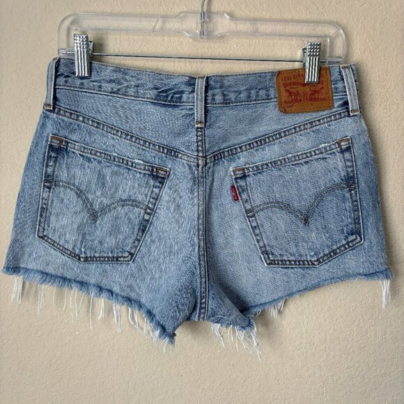 Levi's 501 High Rise Button Fly Distressed Frayed Hem Denim Shorts - Picture 4 of 10